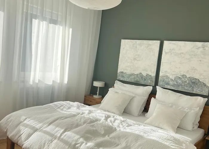 Feel-good Oasis With Garden And Parking Space In *