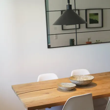 Feel-good Oasis With Garden And Parking Space In غراتس