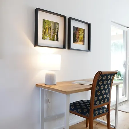 Апартаменты Feel-good Oasis With Garden And Parking Space In *