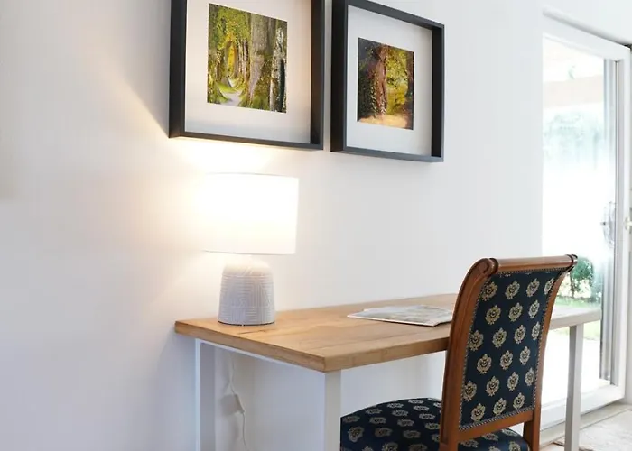 Апартаменты Feel-good Oasis With Garden And Parking Space In *